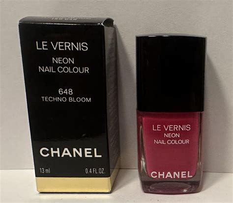 chanel le vernis lunga tenuta 648 techno bloom|Chanel le vernis shades.